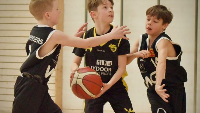 U10-1 | U10 mit Sieg und großem Einsatz beim Heimspieltag