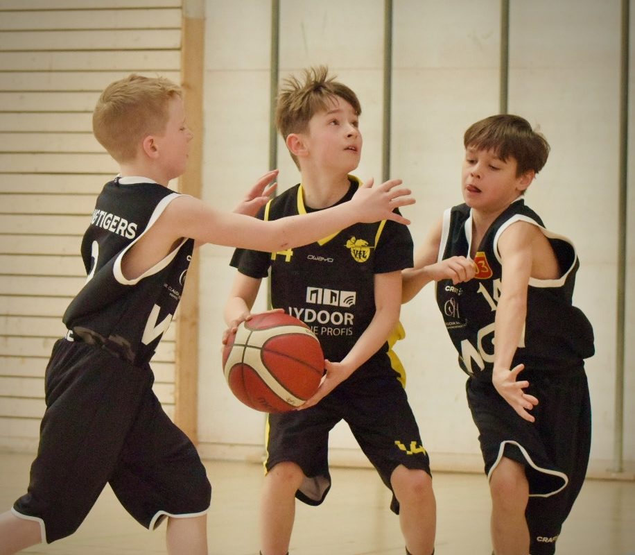 U10-1 | U10 mit Sieg und großem Einsatz beim Heimspieltag