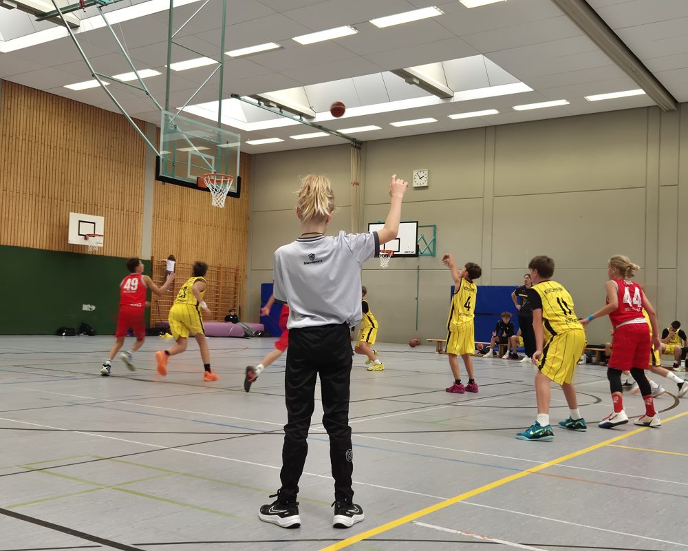 U14 |🏀🔥 Kämpferischer Saisonauftakt der U13 mit unglücklichem Ende 🔥🏀